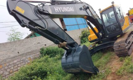 2024-HYUNDAI-R215L-UNUSED HYUNDAI R215L HYDRAULIC EXCAVATOR